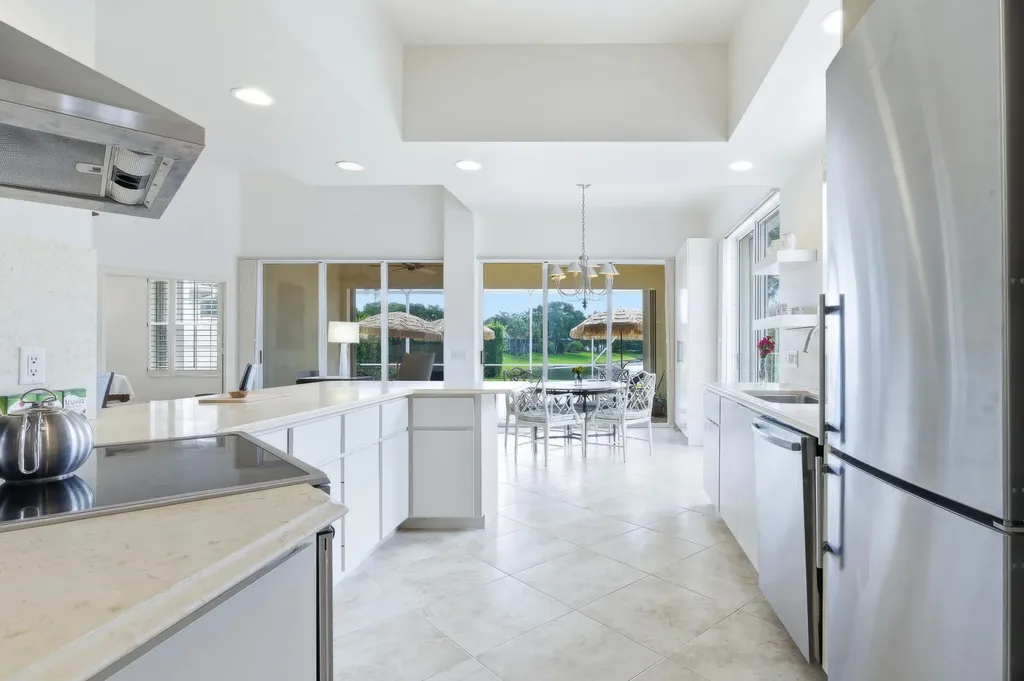452 Kelsey Park Drive Palm Beach Gardens FL 33410