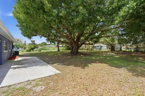 3000 Langston Drive Fort Pierce FL 34946