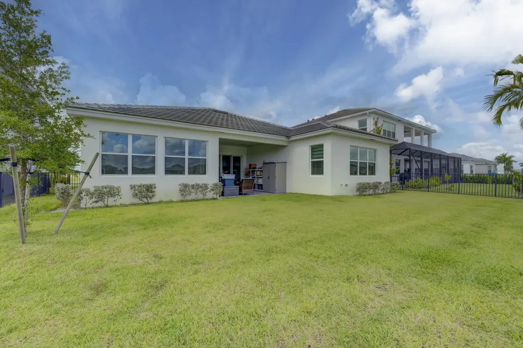 13530 Spruce Pine Drive The Acreage FL 33470