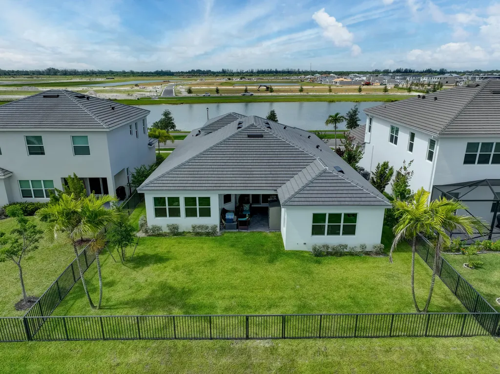 13530 Spruce Pine Drive The Acreage FL 33470
