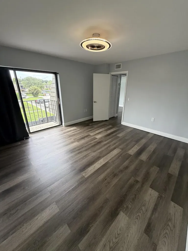 1611 16th Way West Palm Beach FL 33407