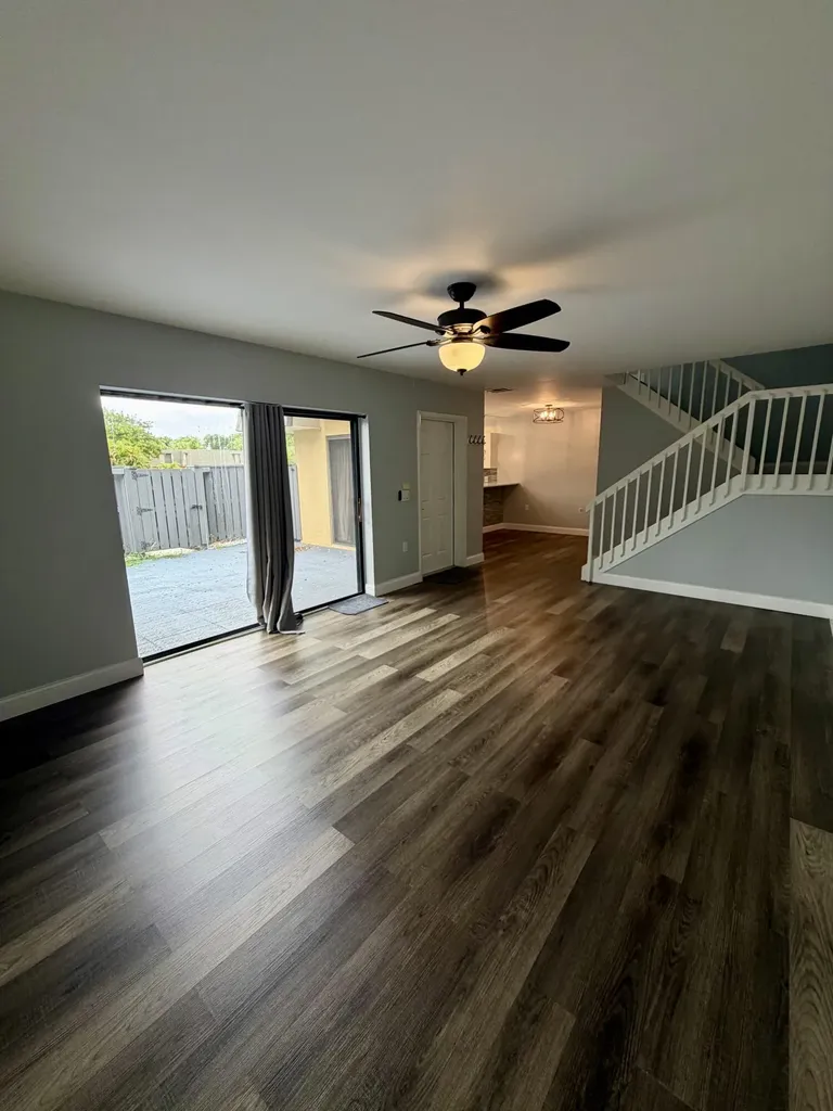 1611 16th Way West Palm Beach FL 33407