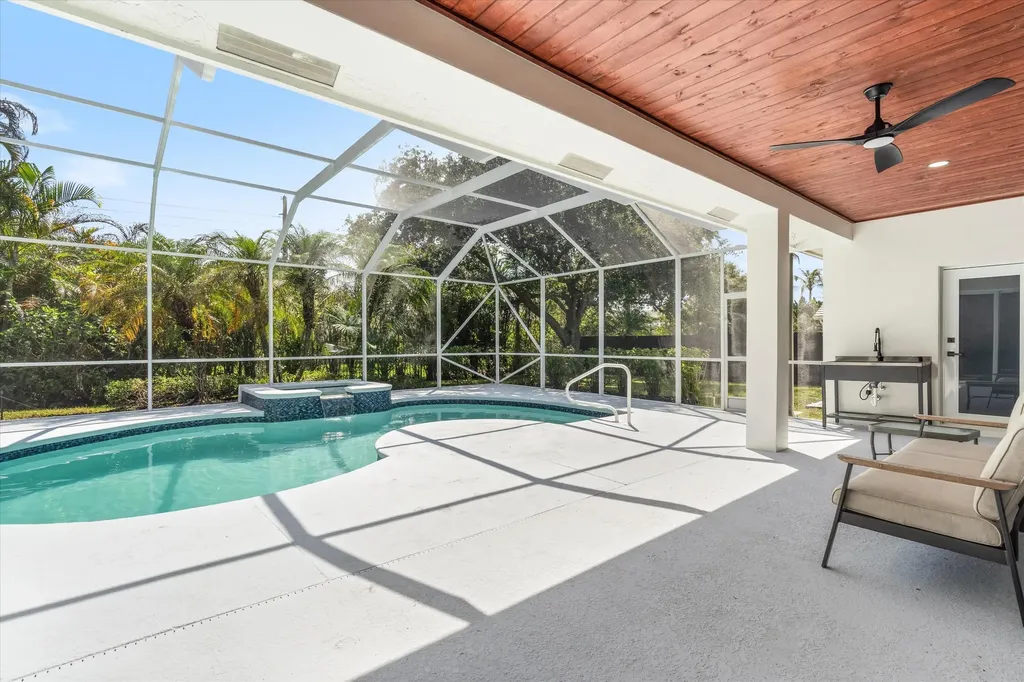 19029 SE Kokomo Lane Jupiter FL 33458