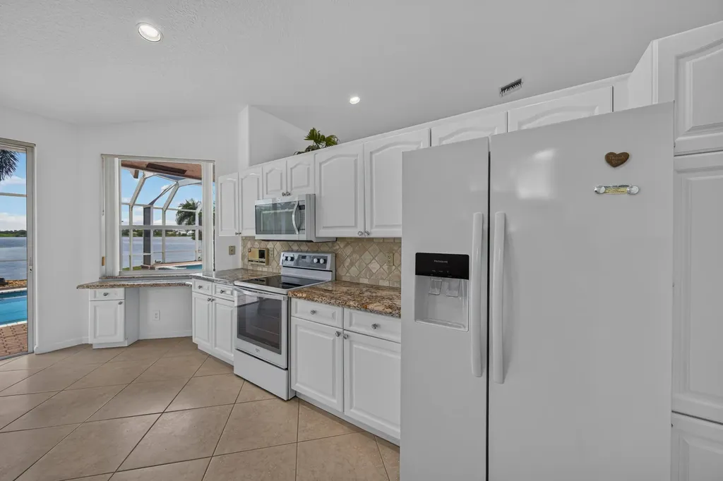 1501 NW 180th Way Pembroke Pines FL 33029