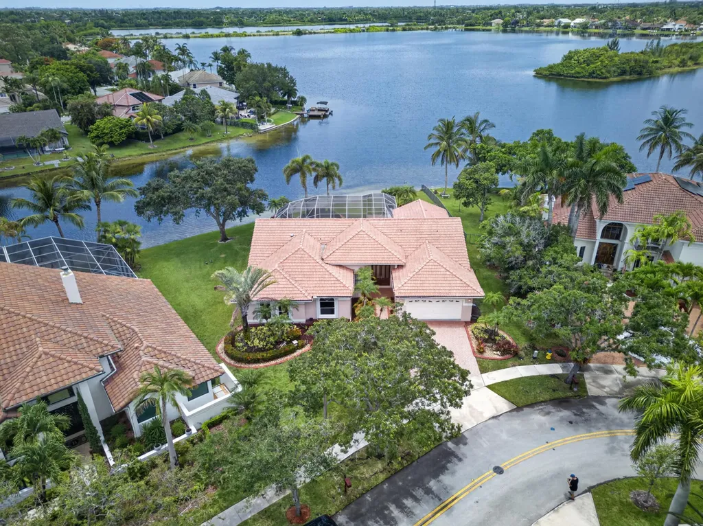 1501 NW 180th Way Pembroke Pines FL 33029