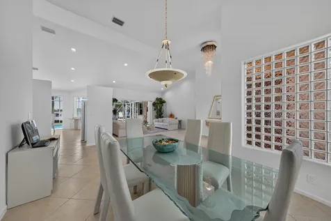 1501 NW 180th Way Pembroke Pines FL 33029