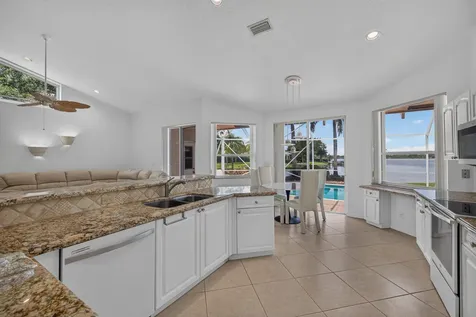 1501 NW 180th Way Pembroke Pines FL 33029
