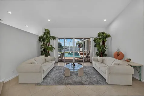 1501 NW 180th Way Pembroke Pines FL 33029