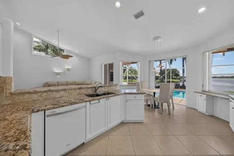 1501 NW 180th Way Pembroke Pines FL 33029