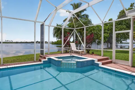 1501 NW 180th Way Pembroke Pines FL 33029