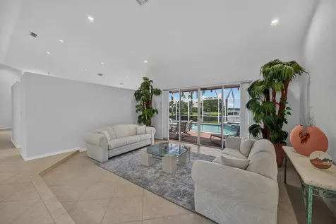1501 NW 180th Way Pembroke Pines FL 33029