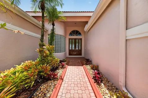 1501 NW 180th Way Pembroke Pines FL 33029
