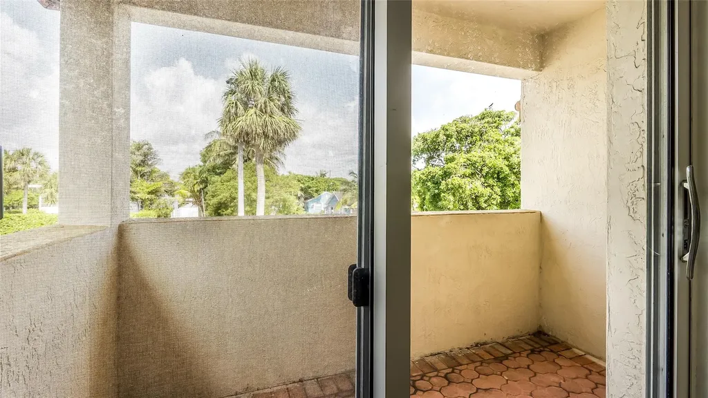 512 S Ocean Boulevard Pompano Beach FL 33062