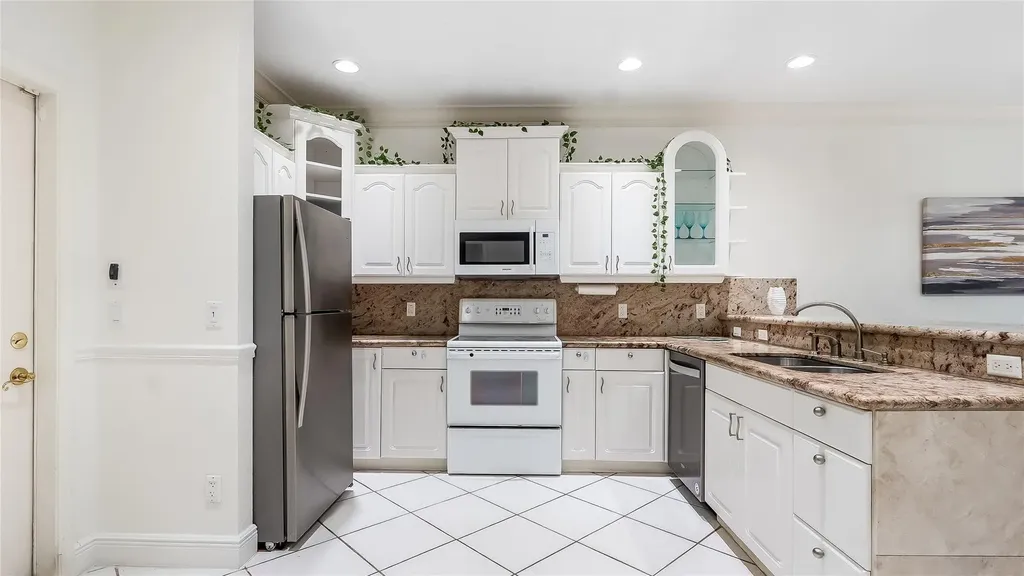 512 S Ocean Boulevard Pompano Beach FL 33062