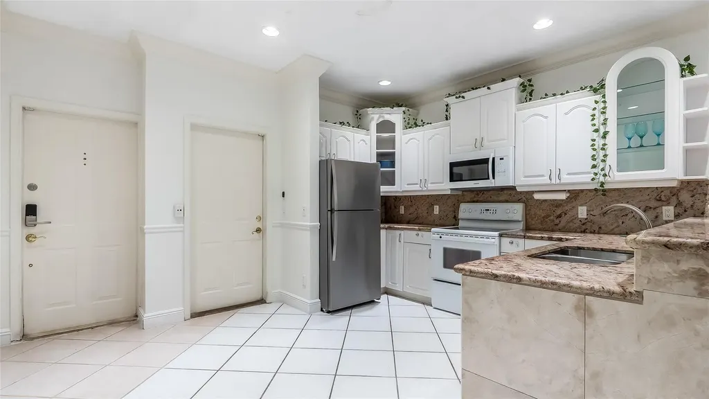512 S Ocean Boulevard Pompano Beach FL 33062