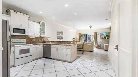 512 S Ocean Boulevard Pompano Beach FL 33062