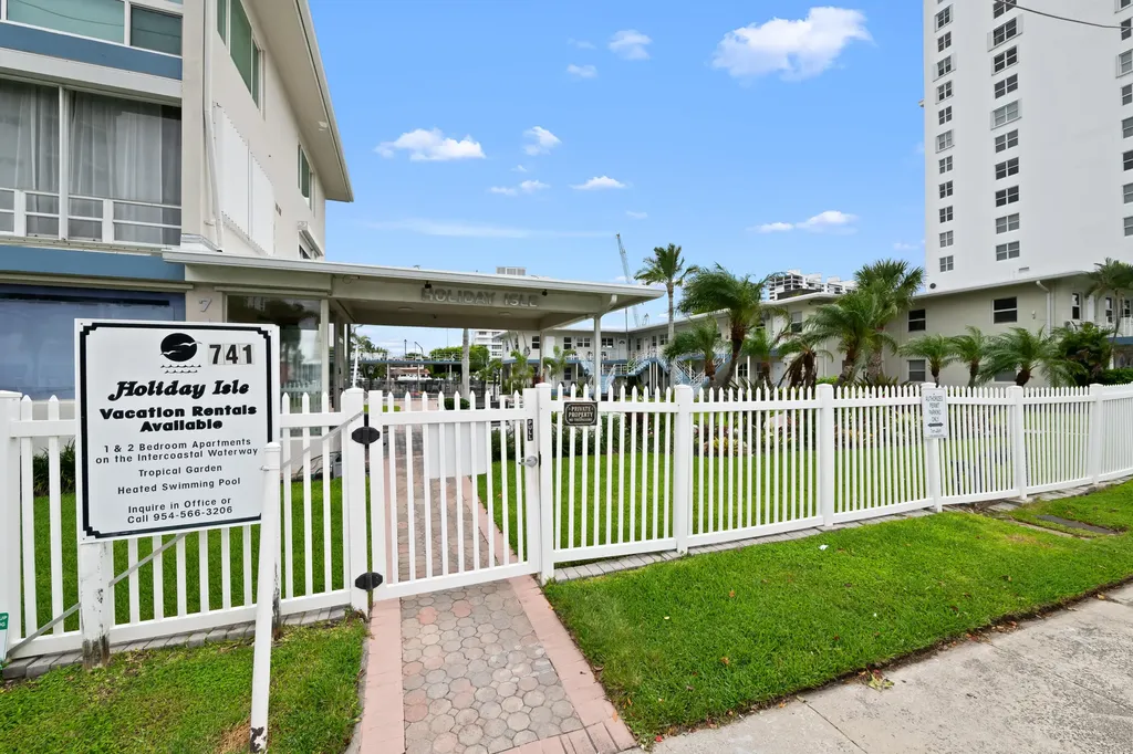741 Bayshore Drive Fort Lauderdale FL 33304