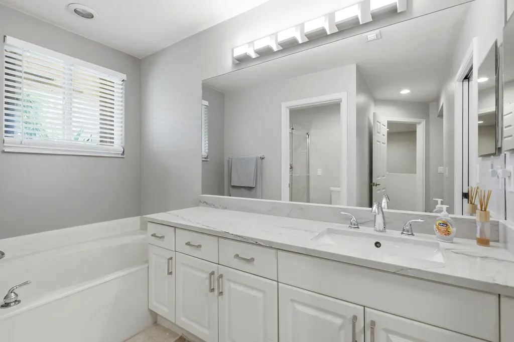 5616 NW 127th Terrace Coral Springs FL 33076