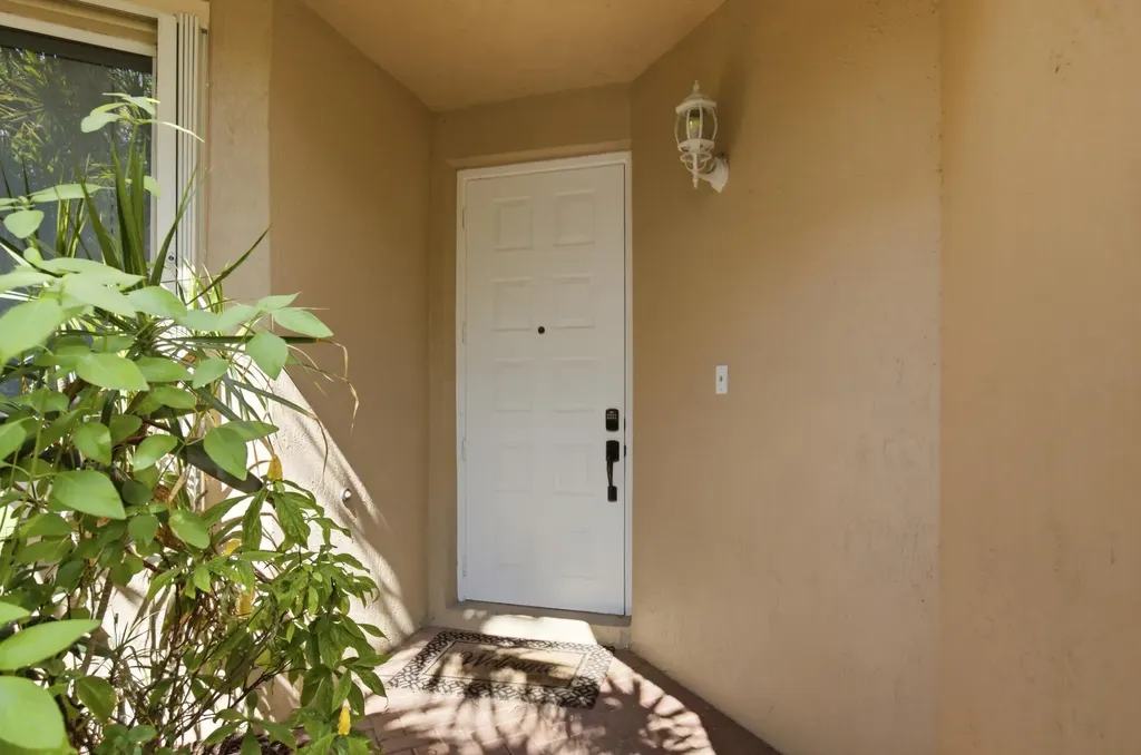 5616 NW 127th Terrace Coral Springs FL 33076