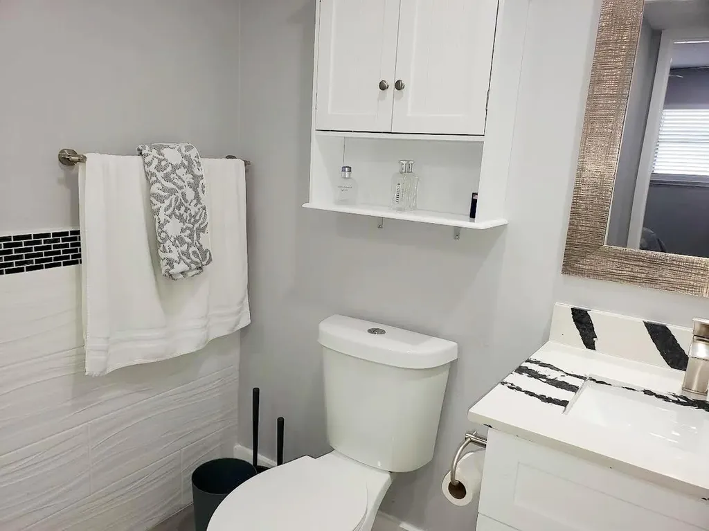 564 Saxony L Drive Delray Beach FL 33446
