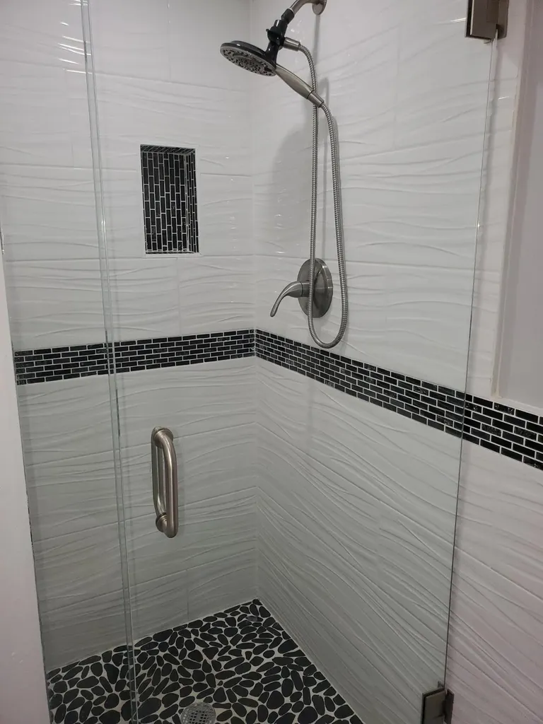 564 Saxony L Drive Delray Beach FL 33446