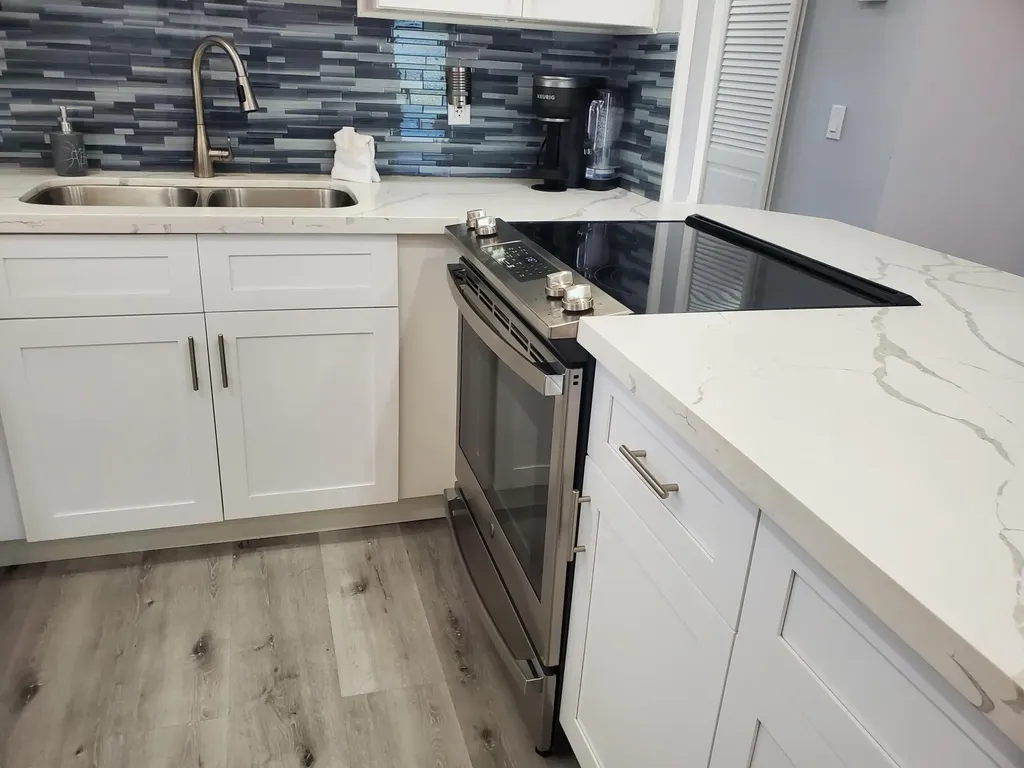 564 Saxony Drive Delray Beach FL 33446