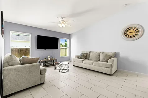 1022 41st Avenue Vero Beach FL 32960