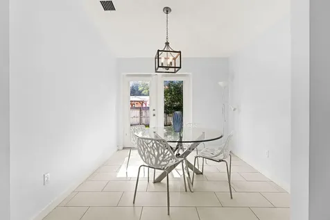 1022 41st Avenue Vero Beach FL 32960