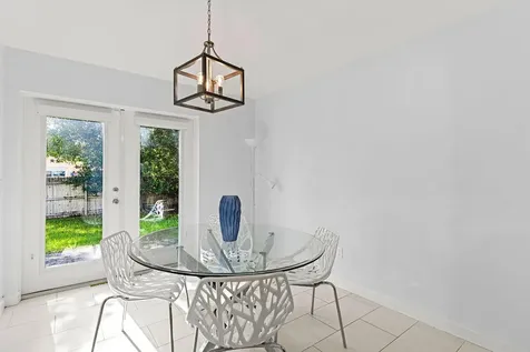 1022 41st Avenue Vero Beach FL 32960