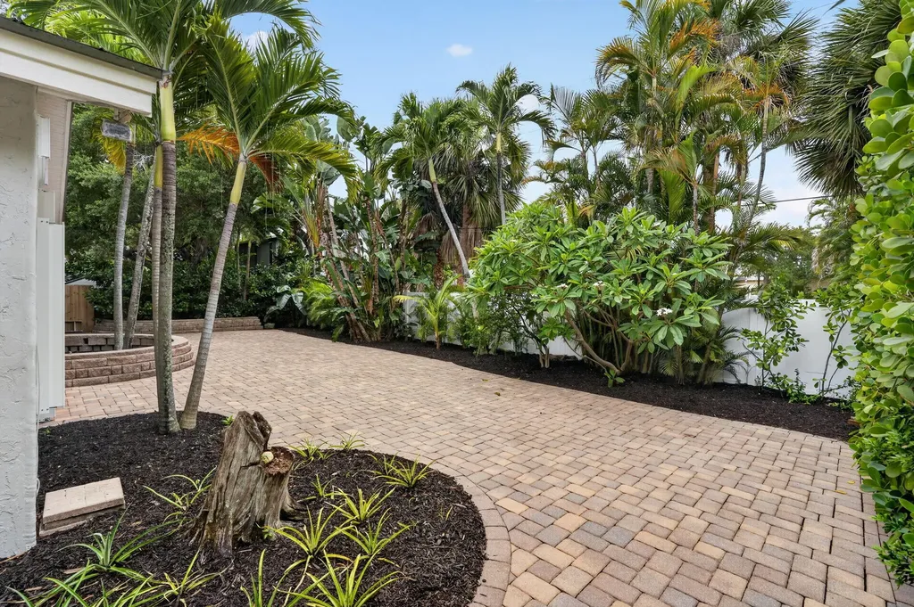 606 Paulina Road Jupiter FL 33477