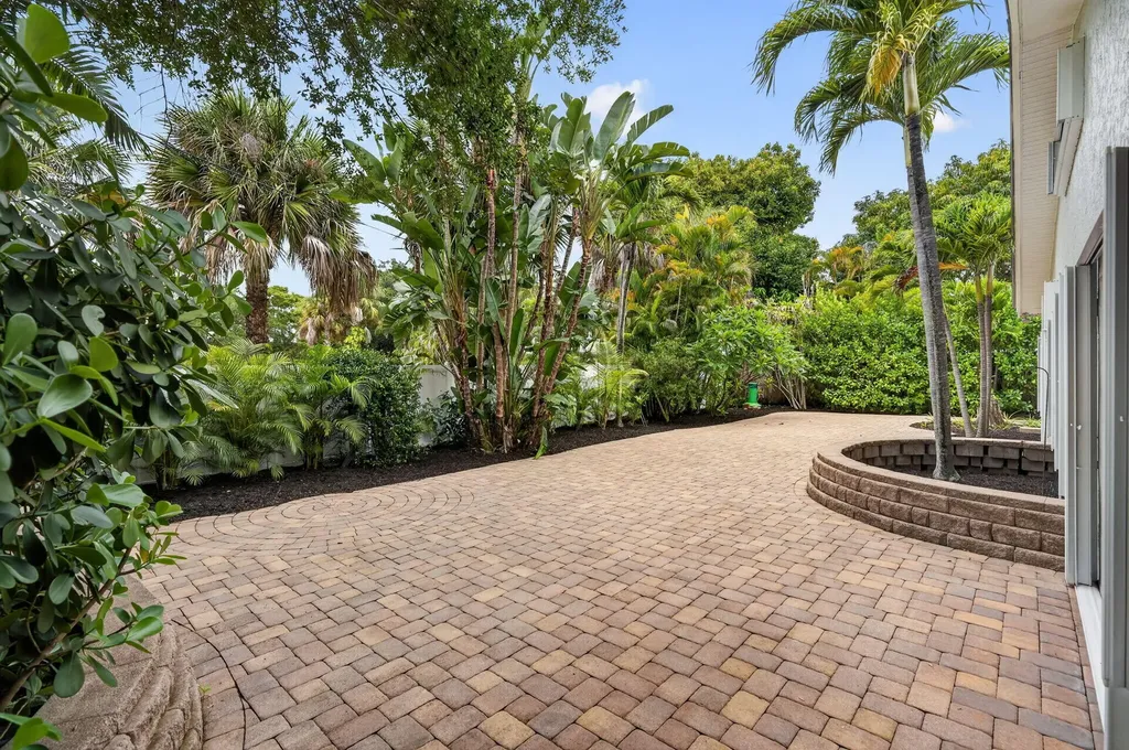 606 Paulina Road Jupiter FL 33477
