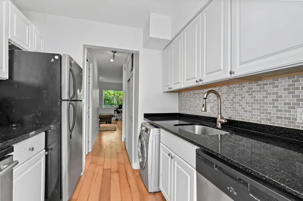 1035 Meridian Avenue Miami Beach FL 33139