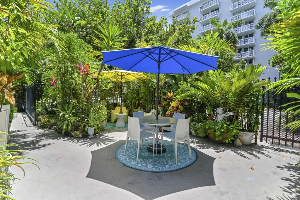 1035 Meridian Avenue Miami Beach FL 33139
