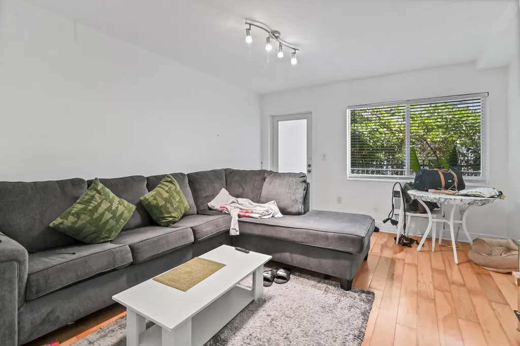 1035 Meridian Avenue Miami Beach FL 33139