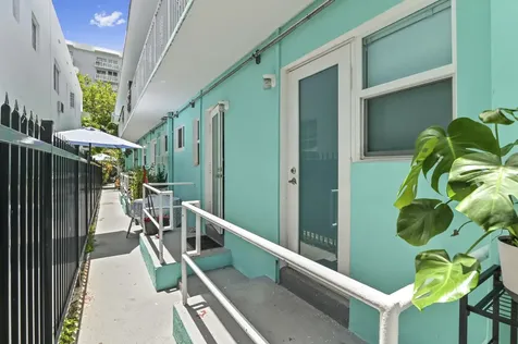 1035 Meridian Avenue Miami Beach FL 33139
