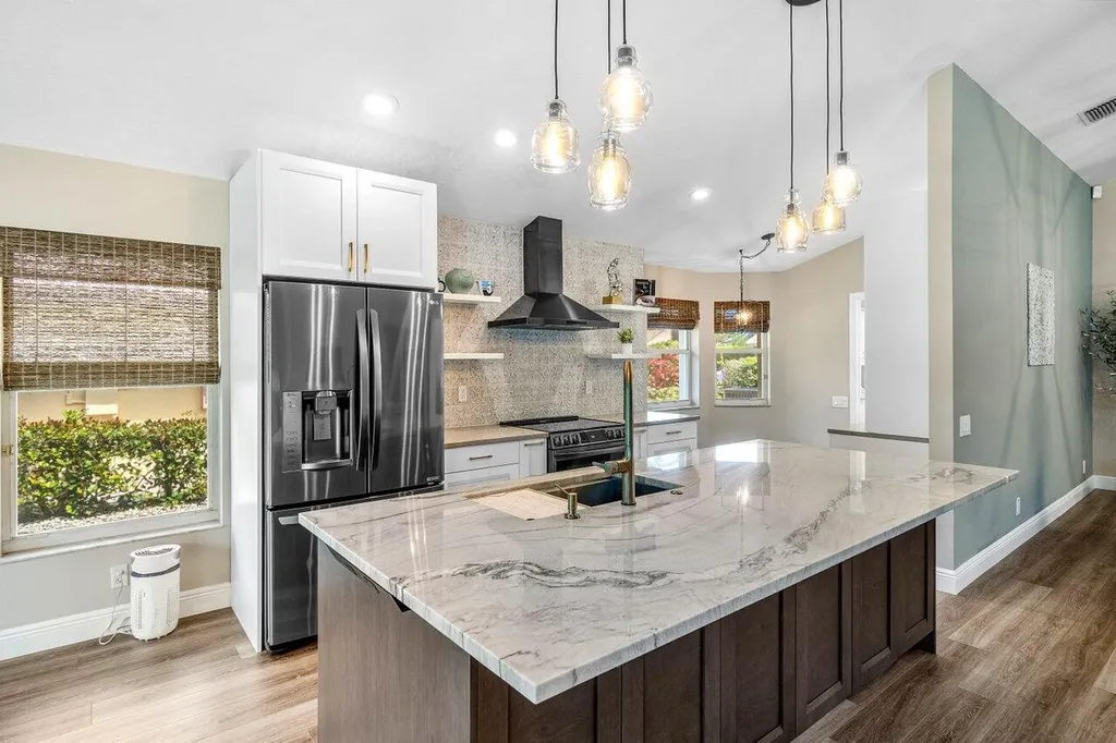 6141 Hook Lane Boynton Beach FL 33437
