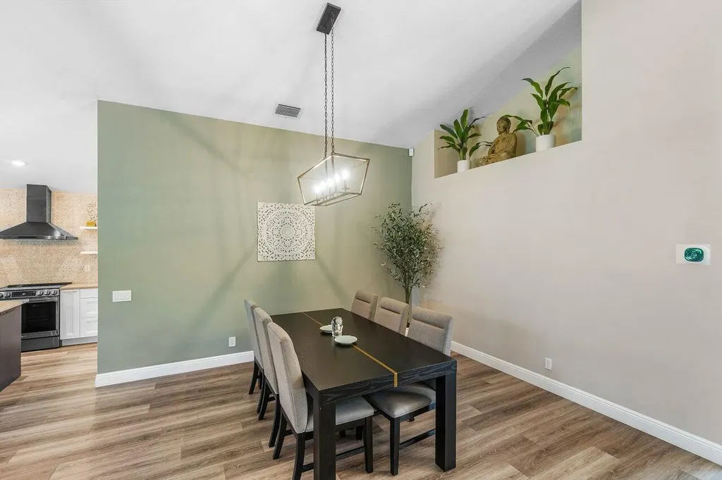 6141 Hook Lane Boynton Beach FL 33437