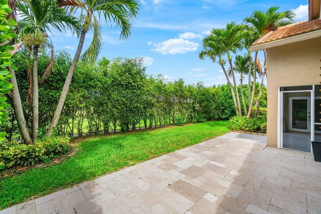 6141 Hook Lane Boynton Beach FL 33437