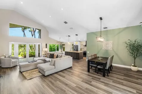 6141 Hook Lane Boynton Beach FL 33437