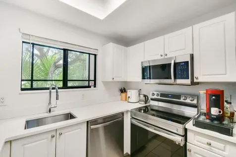 2916 Tuscany Court Palm Beach Gardens FL 33410