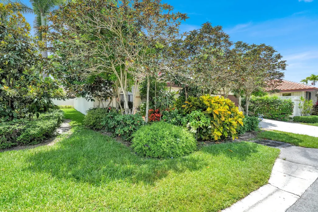 21381 Sonesta Way Boca Raton FL 33433