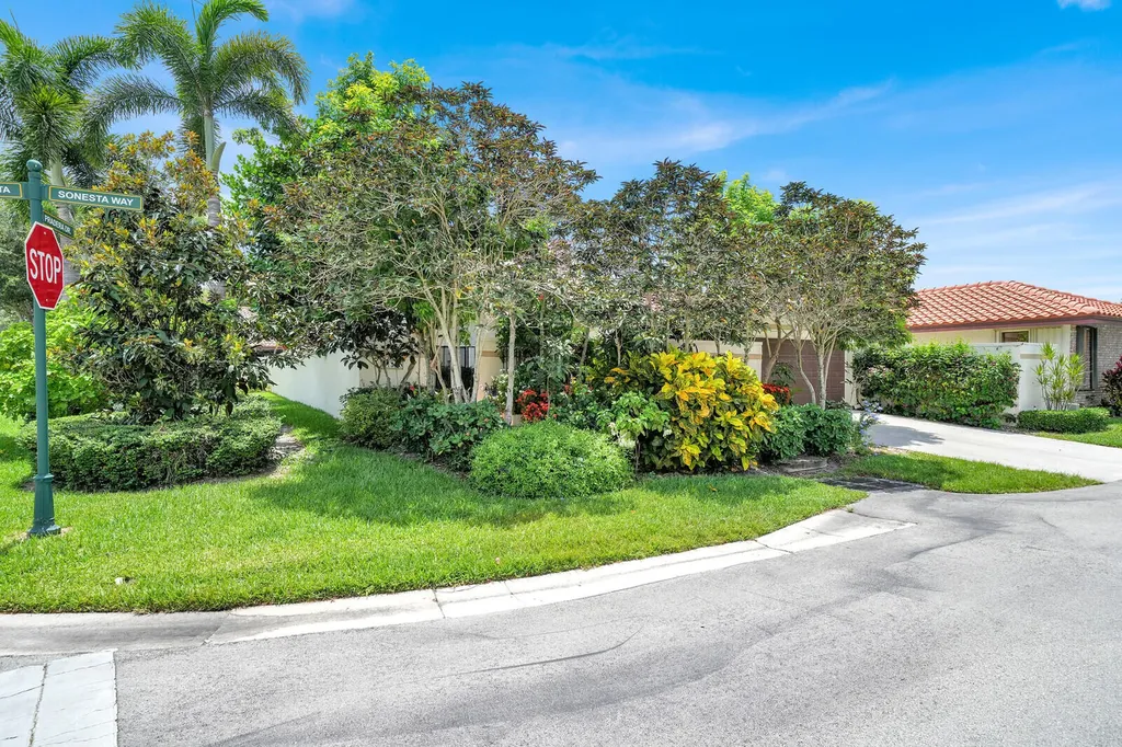 21381 Sonesta Way Boca Raton FL 33433