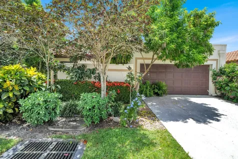21381 Sonesta Way Boca Raton FL 33433