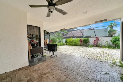 21381 Sonesta Way Boca Raton FL 33433