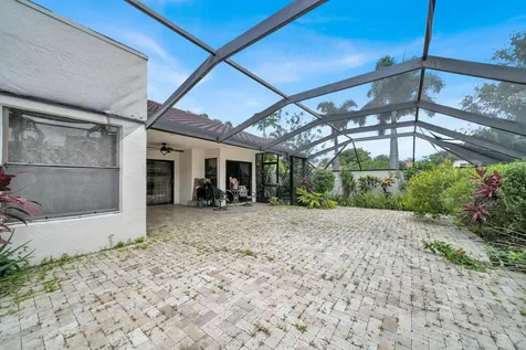 21381 Sonesta Way Boca Raton FL 33433