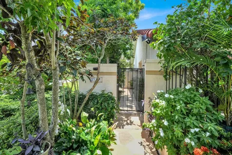 21381 Sonesta Way Boca Raton FL 33433