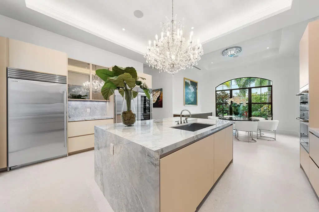 4013 Country Club Lane Fort Lauderdale FL 33308