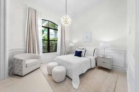 4013 Country Club Lane Fort Lauderdale FL 33308