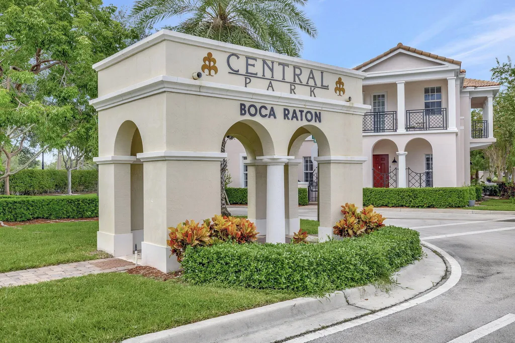 838 NW 83rd Lane Boca Raton FL 33487
