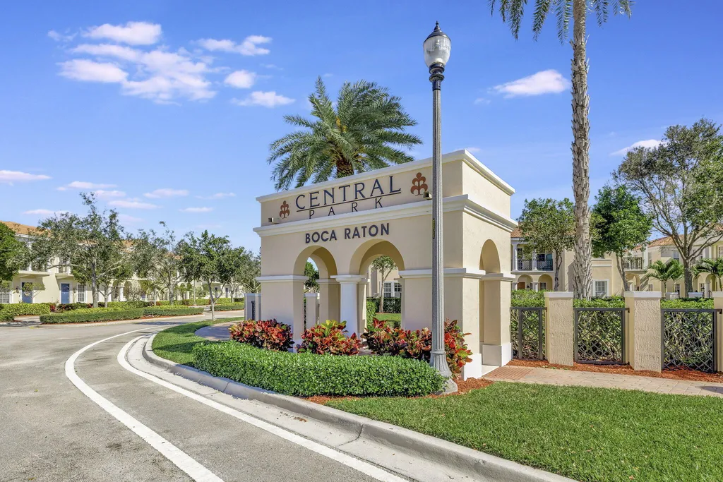 838 NW 83rd Lane Boca Raton FL 33487